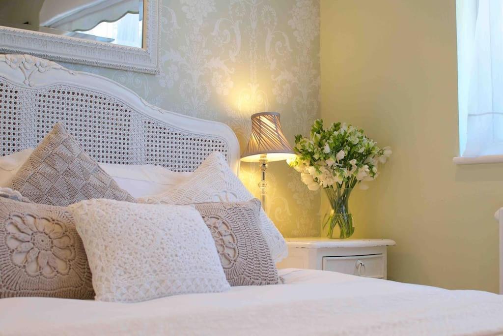 Canal View 2 Bedrooms End Of Terrace Chichester Exterior foto